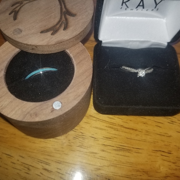 Kay ring - Picture 2 of 4